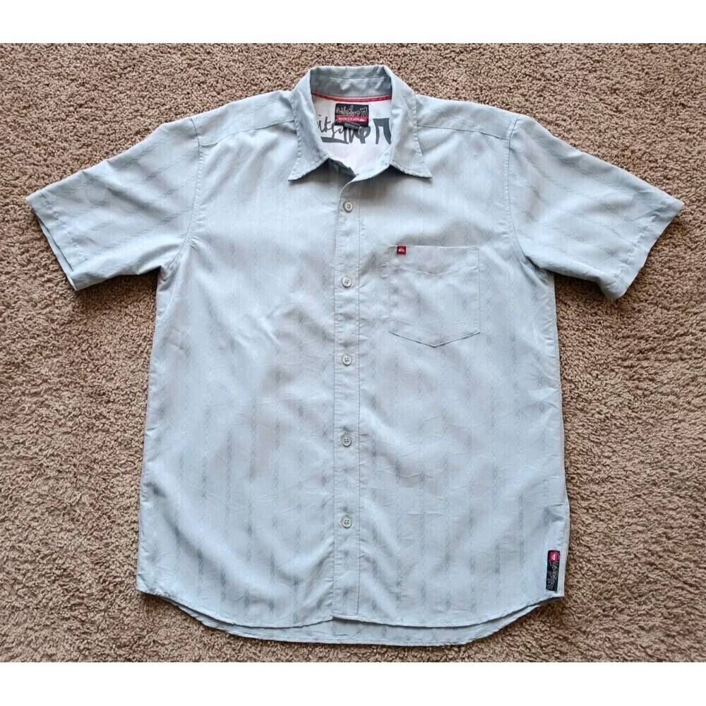 Quiksilver Button Up Shirt Men's Size Small Petite Striped Blue Short Sleeve